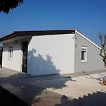 Kuca Za Odmor Medulinka 別荘