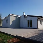 Kuca Za Odmor Medulinka * 普拉