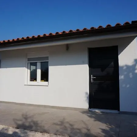 Kuca Za Odmor Medulinka Holiday home *